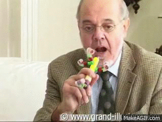 🪦 Four blowout quarters. Four stocks in the red. One $900B AI startup. Sure, fine.